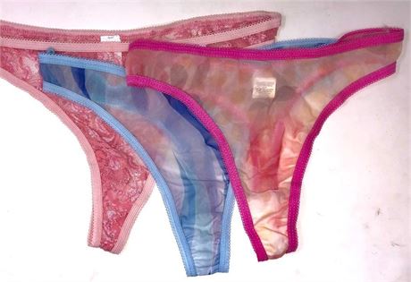 96 pairs of G-String and Thong panties
